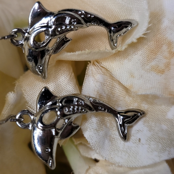 💍 Silver color Dolphin dangle earrings - Picture 4 of 6